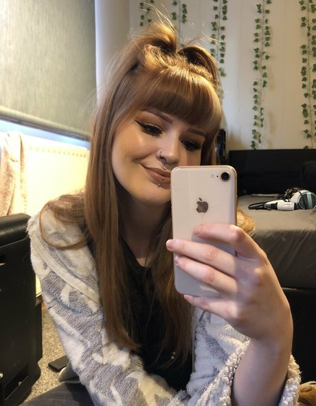 gingerminniemfc OnlyFans Sex geleakt