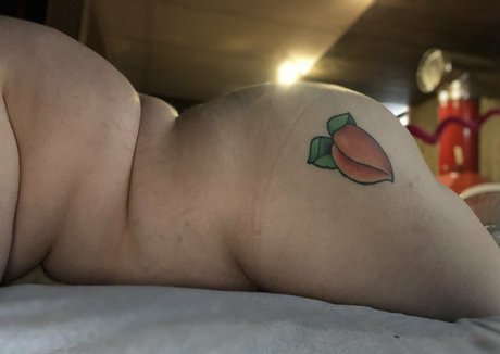 fatjuicypeach NSFW OnlyFans