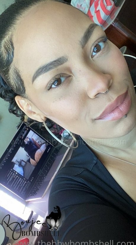 boujeebombshell OnlyFans Nacktbilder geleakt