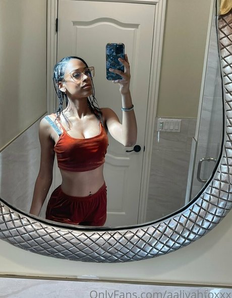 zierlicher fick nur fans heißer Porno Album