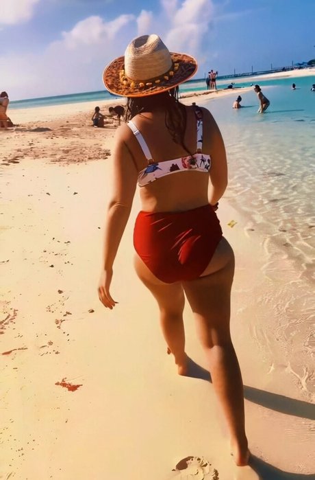 Lainey Wilson Leaked OnlyFans Porn