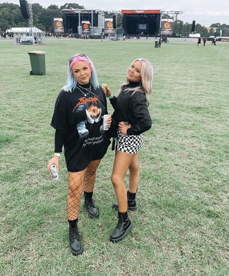 _laurenbrianna NSFW OnlyFans