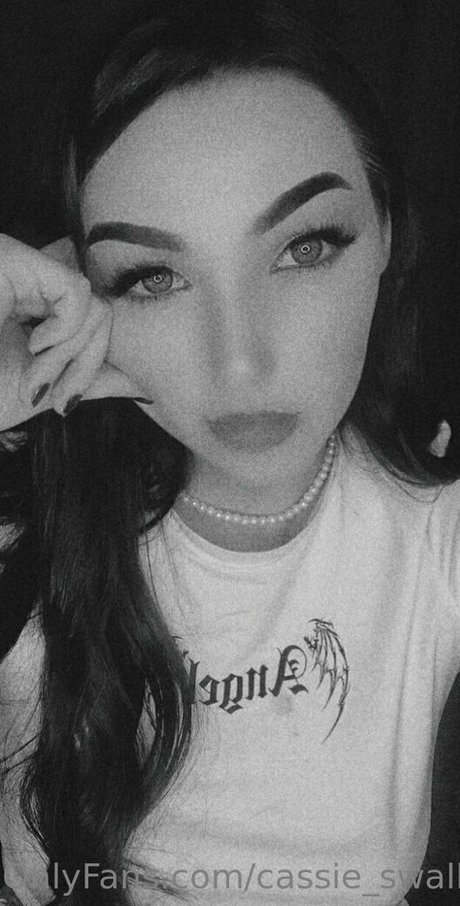 cassie swallows Nacktbilder von OnlyFans