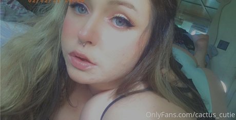 cactus cutie Nackt auf OnlyFans