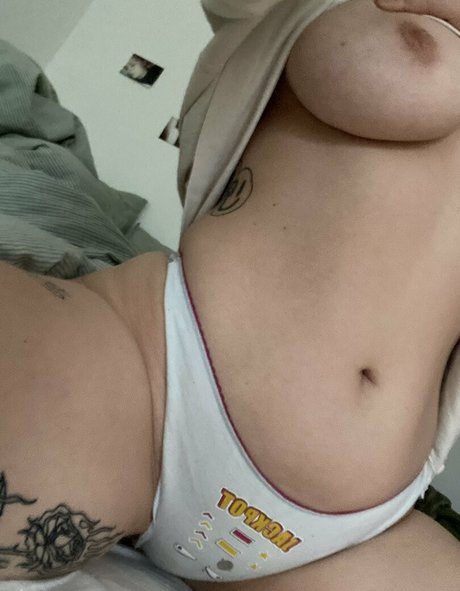 marilynwho OnlyFans Nacktfotos