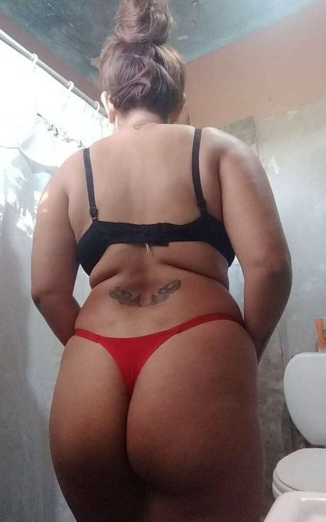 elisabetnievas OnlyFans Nacktfotos