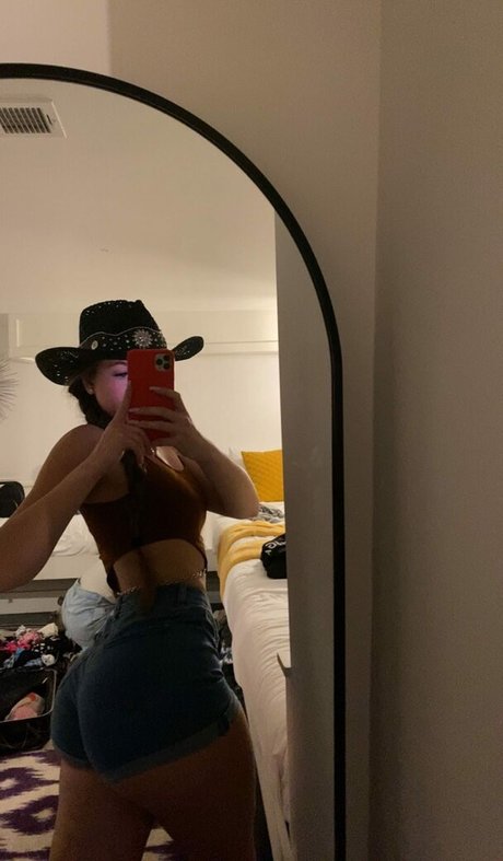 Taylor Hansen OnlyFans Leaj