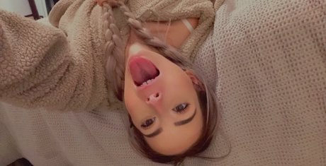 Avesfree OnlyFans Lesbisch