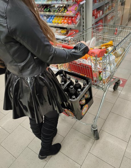 madame alaska official OnlyFans Fotos