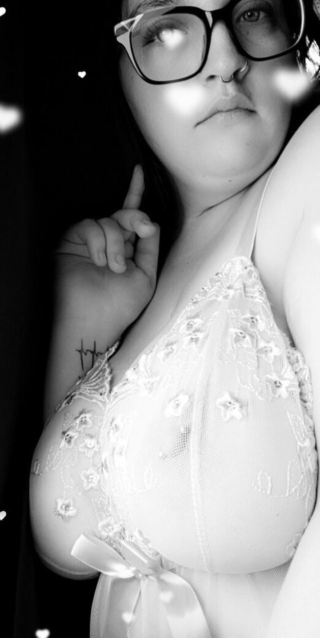 pixieprincess1994 OnlyFans Bilder nackt