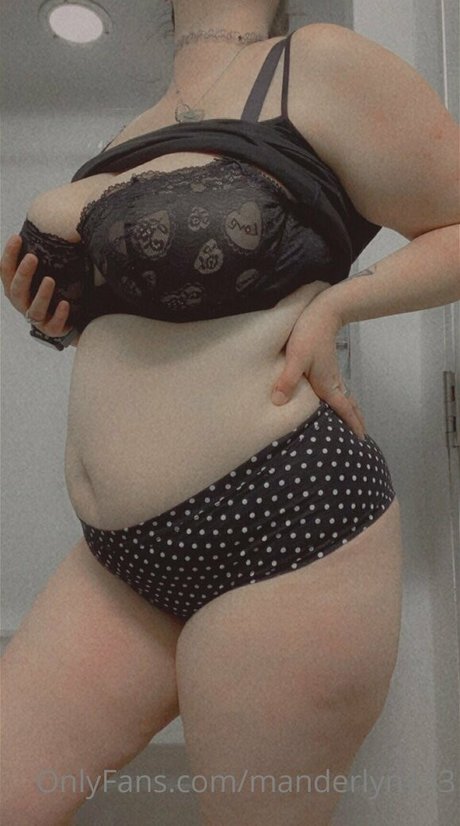 manderlyn143 OnlyFans Nacktbilder geleakt