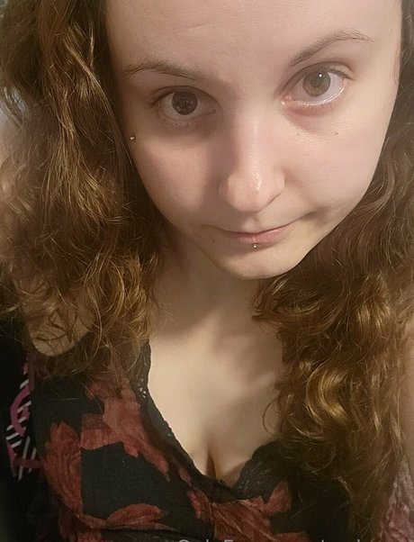 roxinova OnlyFans geleakte Pornografie