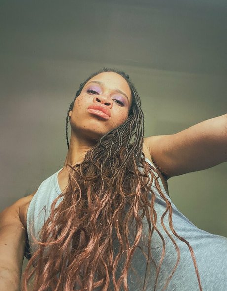 goddessrosiereed OnlyFans geleakte Brüste