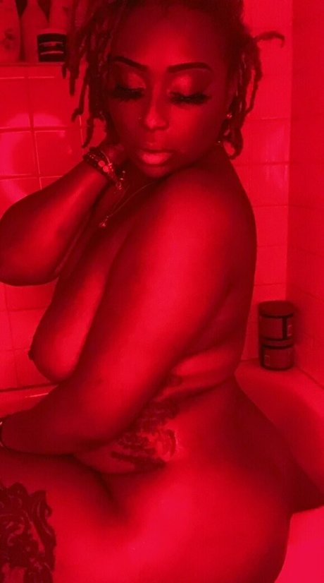 mzstrawberryhenny Nacktbilder von OnlyFans