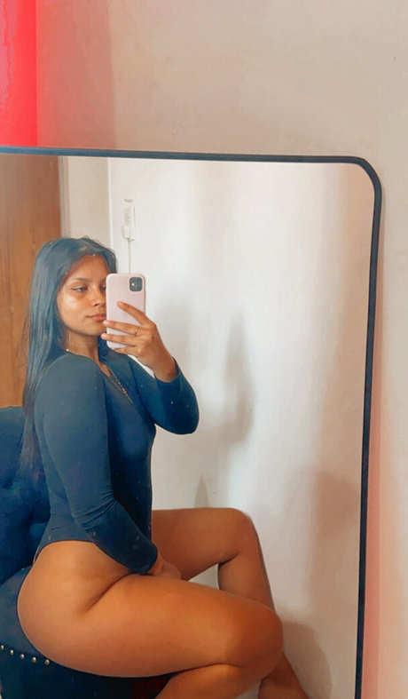 brünette muschi onlyfans heiß Shot