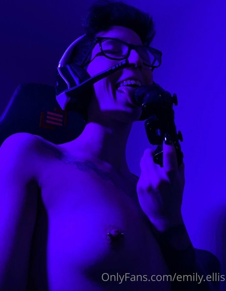 emily kat Neue OnlyFans Leaks