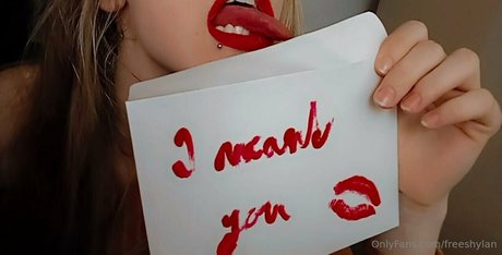 freeshylan OnlyFans-Leaks