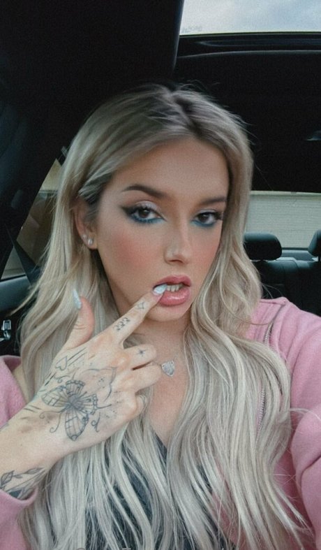 cloexrain XXX OnlyFans