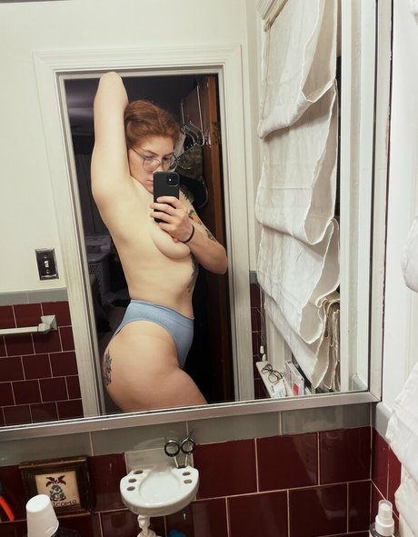 averyred99 OnlyFans geleakt.