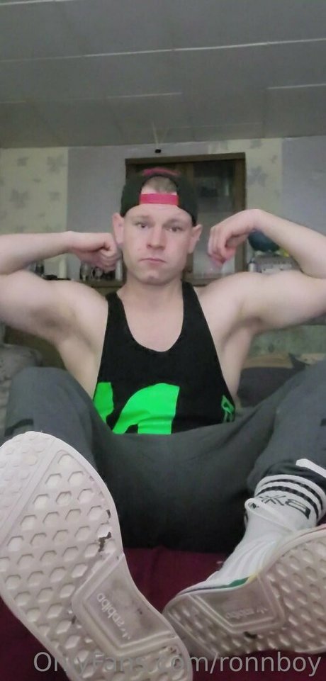 ronnboy Füße OnlyFans