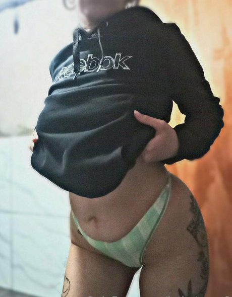 babytamy0 OnlyFans Nacktbilder geleakt