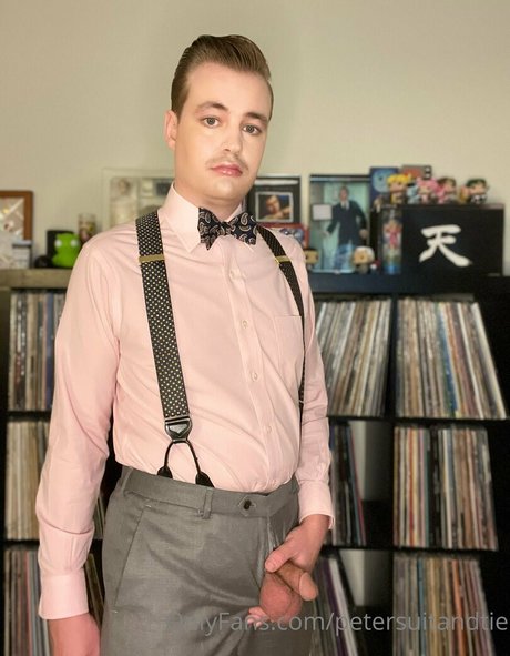petersuitandtie Leaked OnlyFans Fotos