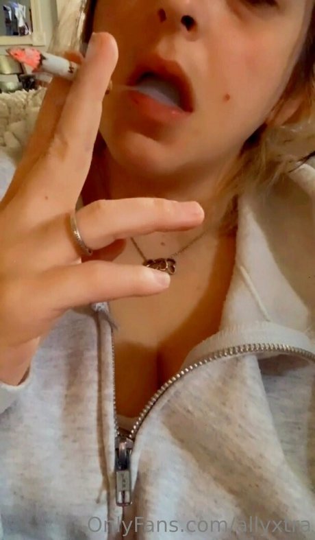 allyxtra OnlyFans Brüste Bild