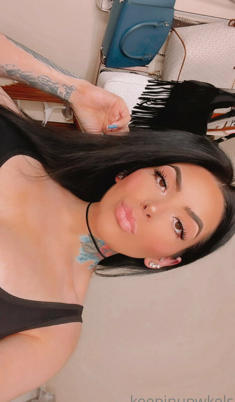 keepinupw kels OnlyFans-Rezensionen