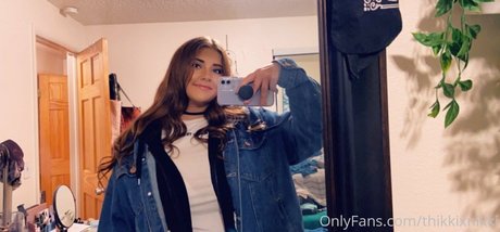 thikkixnikki Model OnlyFans Foto