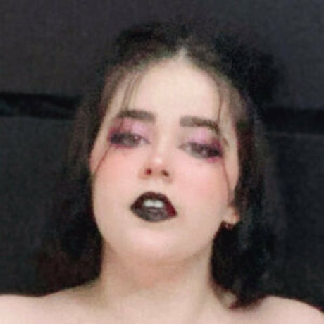 fußball-mama-onlyfans Kunstakt Shot