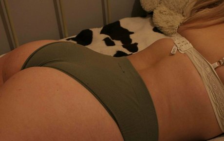 julcix Oben ohne OnlyFans