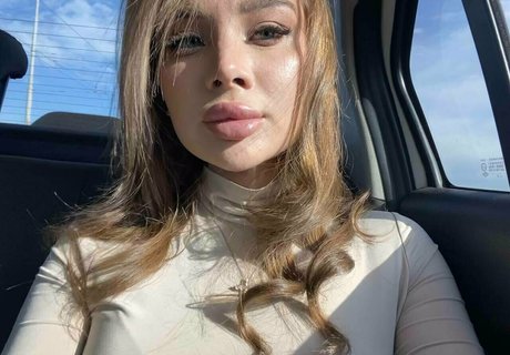 bella lla Leaked OnlyFans Sex Tape