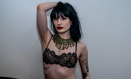 ecclesiaglasgow OnlyFans Nacktfotos