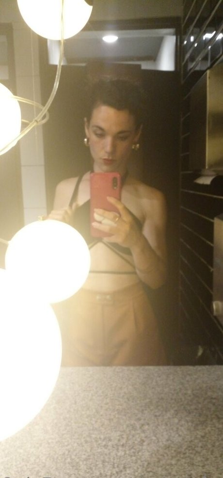 theladyfromshanghai OnlyFans Brüste Bild