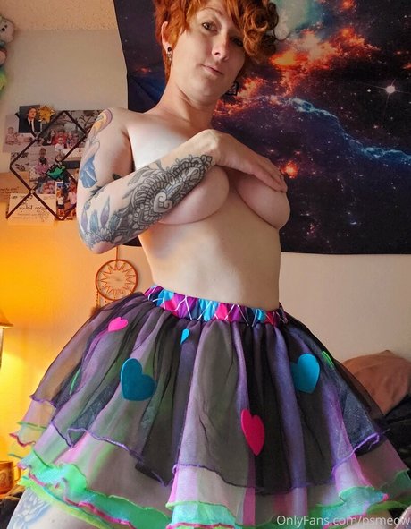 psmeow OnlyFans schlank