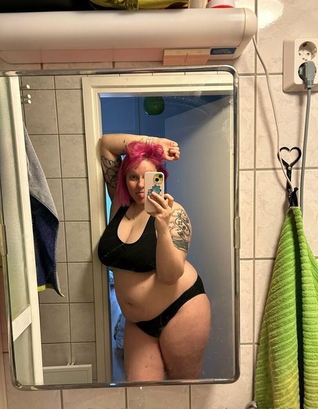 heyhotheidifree Nacktbilder geleakt OnlyFans Porn geleakt