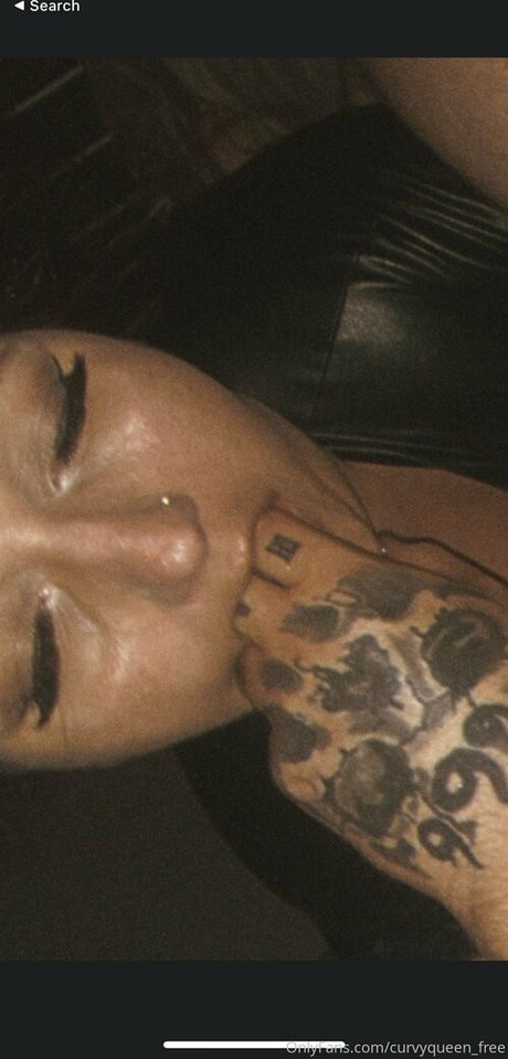 curvyqueenpromo OnlyFans Striptease