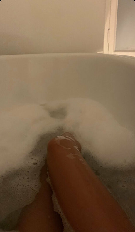 sashashhh OnlyFans Bilder