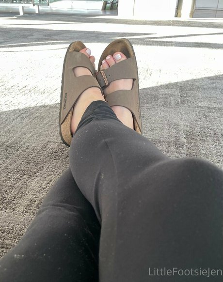 littlefootsiejen1 OnlyFans Pornografie