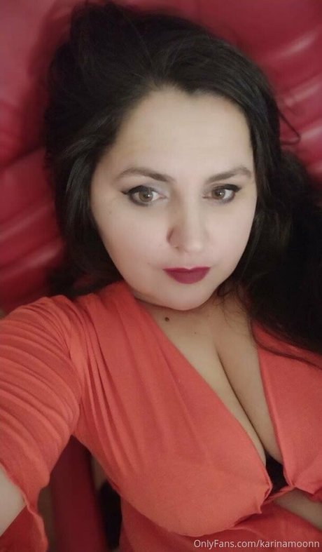 karinamoonn OnlyFans Leaj