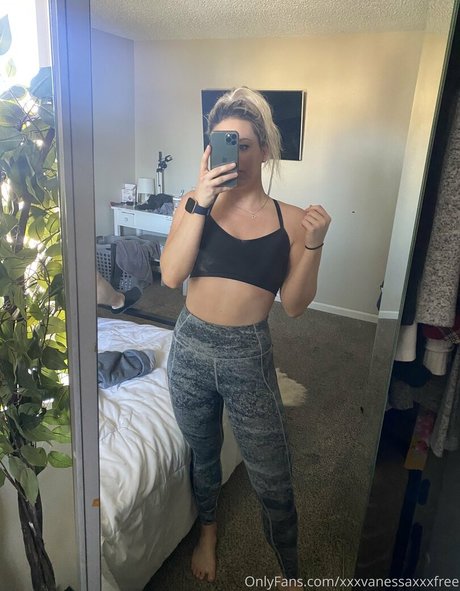 xxxvanessaxxxfree OnlyFans-Leaks