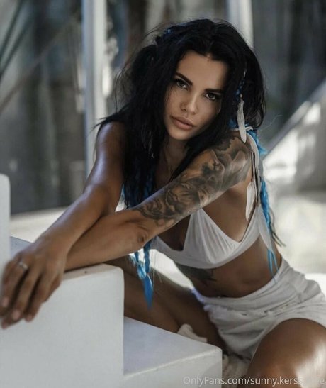 sunny free Nacktbilder von OnlyFans geleakt