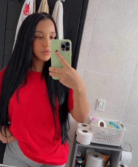 babygatita OnlyFans Lesbisch