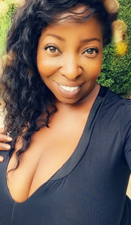 vanessablue OnlyFans NSFW