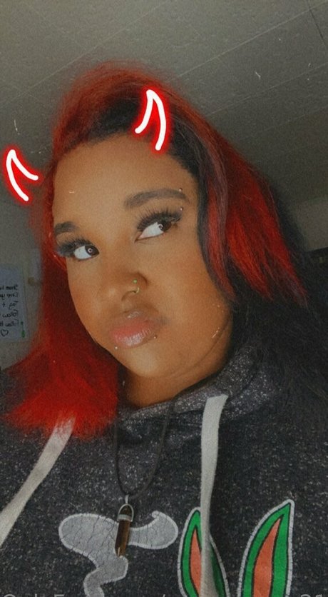 queen coco21 OnlyFans NSFW