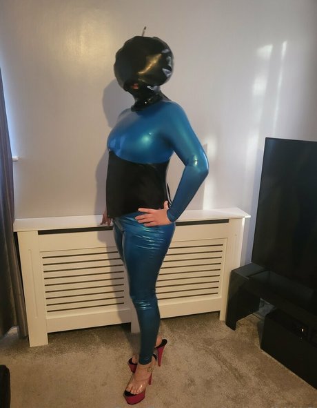 latexnikki12 Nacktbilder von OnlyFans geleakt