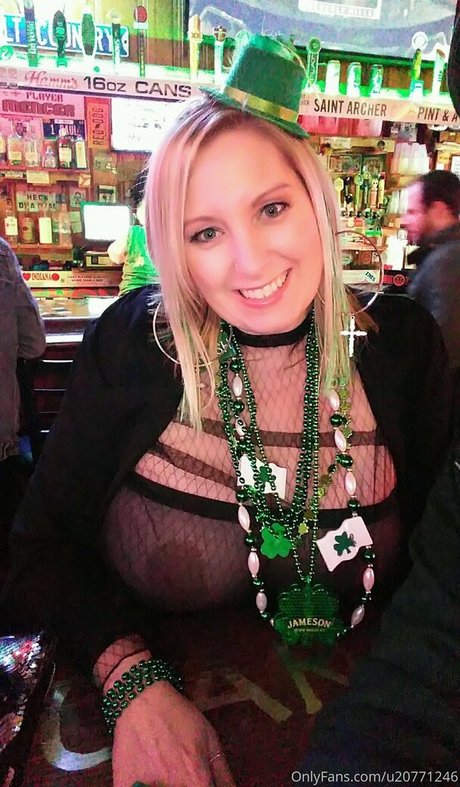 indyhw Nacktbilder OnlyFans geleakt