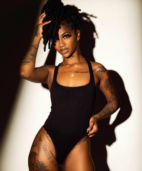 Zaria Linton OnlyFans Inhaltstyp