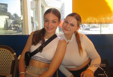 Emily V OnlyFans Porno