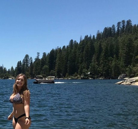 Haley E OnlyFans Nacktbilder